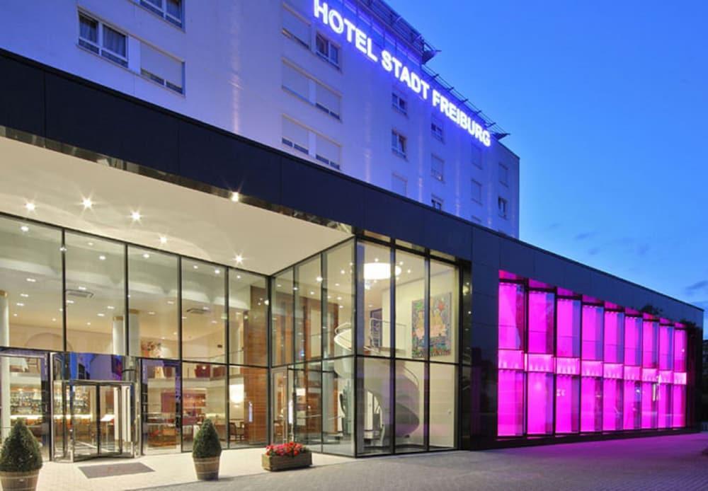 Hotel Stadt Freiburg Exterior photo
